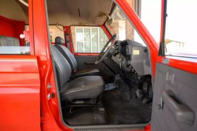 1991 TOYOTA LAND CRUISER TRUCK 3F FIRE TRUCK