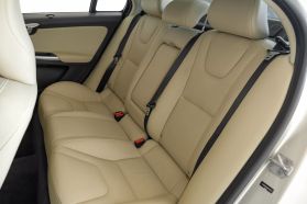 2017 VOLVO S60 SEDAN 4-CYL, DRIVE-E, 2.0T T5 INSCRIPTION SEDAN 4D