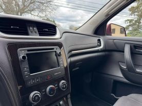 2017 CHEVROLET TRAVERSE SUV V6, 3.6 LITER LT SPORT UTILITY 4D