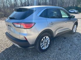 2021 FORD ESCAPE SUV 3-CYL, ECOBOOST, TURBO, 1.5 LITER SE SPORT UTILITY 4D at T&T Repairables - used car dealership in Spencer, Indiana.