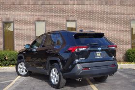 2021 TOYOTA RAV4 HYBRID SUV 4-CYL, HYBRID, 2.5 LITER XLE SPORT UTILITY 4D
