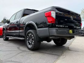 2017 NISSAN TITAN XD CREW CAB PICKUP V8, TURBO DIESEL, 5.0L PRO-4X PICKUP 4D 6 1/2 FT