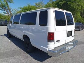 2006 FORD E350 SUPER DUTY PASSENGER PASSENGER V8, 5.4 LITER XL EXTENDED VAN 3D
