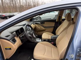 2012 HYUNDAI ELANTRA