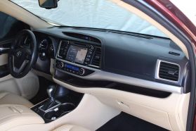 2015 Toyota Highlander - Image 26