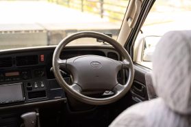 1995 TOYOTA HIACE VAN 1KZ-TE SUPER CUSTOM LIMITED