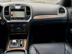 2017 CHRYSLER 300 SEDAN WHITE AUTOMATIC - Dart Auto Group