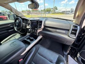 2019 RAM 1500 CREW CAB