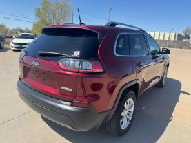 2019 JEEP CHEROKEE SUV 4-CYL, ZERO EVAP, 2.4 LITER LATITUDE SPORT UTILITY 4D