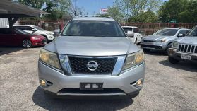 2013 Nissan Pathfinder - Image 2