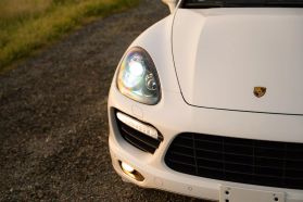 2012 PORSCHE CAYENNE SUV M4851 TURBO
