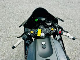 2024 YAMAHA YZF-R7 SPORTBIKES - -