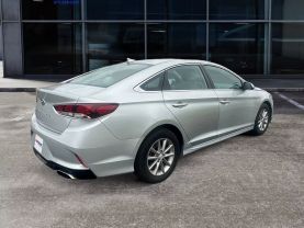 2019 Hyundai Sonata Se Sedan 4d - Image 5