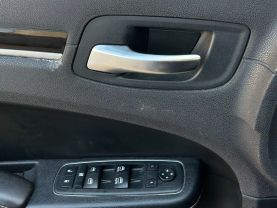 2018 CHRYSLER 300 SEDAN - AUTOMATIC - Dart Auto Group