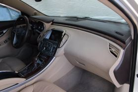 2013 Buick Lacrosse - Image 9