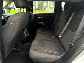 2017 JEEP CHEROKEE SUV 4-CYL, 2.4 LITER LATITUDE SPORT UTILITY 4D