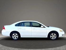 2015 CHEVROLET IMPALA LIMITED SEDAN V6, 3.6 LITER LS SEDAN 4D