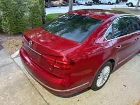 2016 VOLKSWAGEN PASSAT