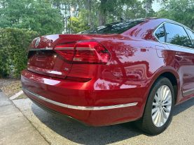 2016 VOLKSWAGEN PASSAT