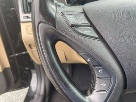 2015 HYUNDAI SONATA SEDAN 4-CYL, HYBRID, 2.4 LITER HYBRID SEDAN 4D
