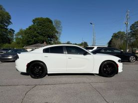 2017 DODGE CHARGER SEDAN V6, 3.6 LITER SE SEDAN 4D