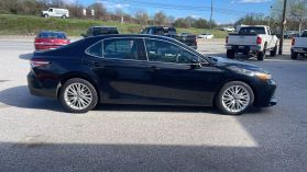 2018 Toyota Camry L Sedan 4d - Image 5