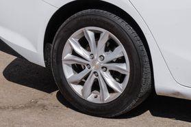 2020 Chevrolet Malibu - Image 60