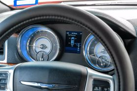 2014 Chrysler 300 - Image 21