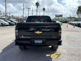 2018 Chevrolet Silverado 1500 Crew Cab - Image 3
