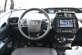 2020 TOYOTA PRIUS HATCHBACK 4-CYL, HYBRID, 1.8 LITER XLE HATCHBACK 4D