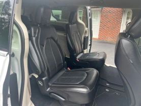 2022 CHRYSLER PACIFICA VAN V6, 3.6 LITER TOURING L VAN 4D