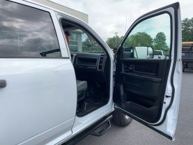 2015 RAM 2500 CREW CAB 8FT KNAPHEIDE SERVICE BED TRUCK SERVICE/UTILITY TRUCKS V8, HEMI, 5.7 LITER TRADESMAN PICKUP 4D 8 FT - Eddies Auto Sales