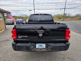 2006 DODGE DAKOTA QUAD CAB PICKUP V6, 3.7 LITER SLT PICKUP 4D 5 1/2 FT