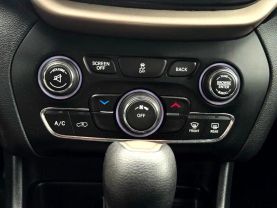 2017 JEEP CHEROKEE SUV 4-CYL, 2.4 LITER LATITUDE SPORT UTILITY 4D