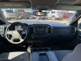 2017 Chevrolet Silverado 1500 Crew Cab - Image 11