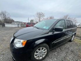 2016 CHRYSLER TOWN & COUNTRY VAN V6, 3.6 LITER TOURING MINIVAN 4D