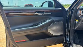 2017 GENESIS G90 SEDAN V8, 5.0 LITER 5.0 ULTIMATE SEDAN 4D