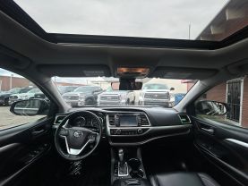2017 TOYOTA HIGHLANDER SUV V6, 3.5 LITER XLE SPORT UTILITY 4D