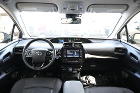 2020 TOYOTA PRIUS HATCHBACK 4-CYL, HYBRID, 1.8 LITER XLE HATCHBACK 4D