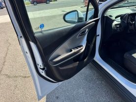 2015 CHEVROLET VOLT SEDAN VOLTEC ELECTRIC DRIVE SEDAN 4D