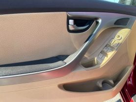 2013 Hyundai Elantra - Image 16