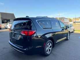 2017 CHRYSLER PACIFICA VAN V6, 3.6 LITER TOURING-L PLUS MINIVAN 4D