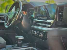 2022 CHEVROLET SILVERADO 1500 CREW CAB PICKUP V8, ECOTEC3, DFM, 5.3 LITER LT TRAIL BOSS PICKUP 4D 5 3/4 FT