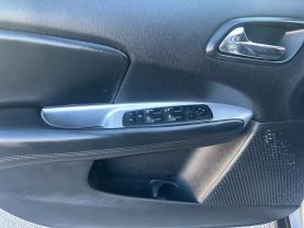 2018 Dodge Journey Se Sport Utility 4d - Image 15