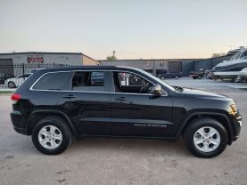 2017 JEEP GRAND CHEROKEE SUV V6, VVT, 3.6 LITER LAREDO SPORT UTILITY 4D