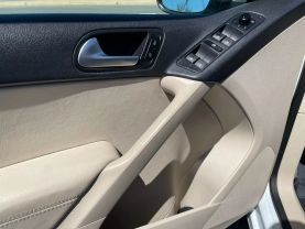 2014 Volkswagen Tiguan - Image 19