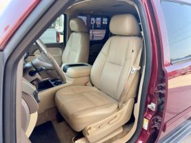 2010 CHEVROLET SUBURBAN 1500 SUV V8, FLEX FUEL, 5.3 LITER LT SPORT UTILITY 4D