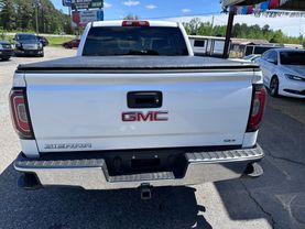 2017 GMC SIERRA 1500 CREW CAB PICKUP V8, ECOTEC3, 6.2 LITER SLT PICKUP 4D 5 3/4 FT