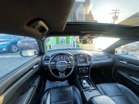 2018 CHRYSLER 300 SEDAN V6, 3.6 LITER 300S SEDAN 4D