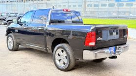2017 Ram 1500 Crew Cab - Image 6